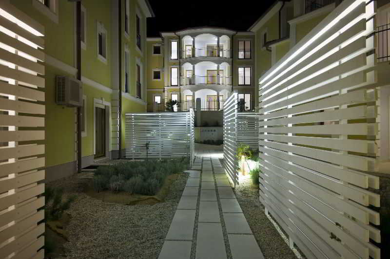 Apartments Poville Residence Povile Exterior foto